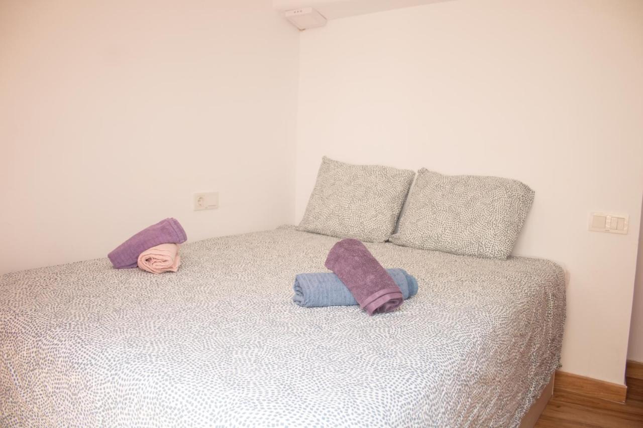 Malaguena Salerosa "Apartamento - Estudio Con Terraza" En Casa Tipica De 1 A 4 Dormitorios 马拉加 外观 照片